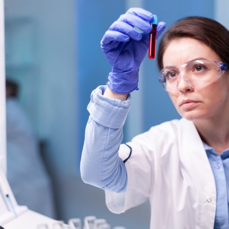 medical professional 1000x1000 14 3 768x768