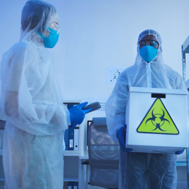 medical professional 1000x1000 22 1 768x768